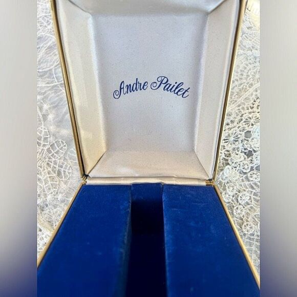 Andre Pailet 1970’s Vintage Hard Hinged Watch Box - Picture 3 of 8